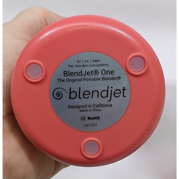 Authentic Blendjet Personal Blender pink/salmon color gently used once Complete - Picture 5 of 9